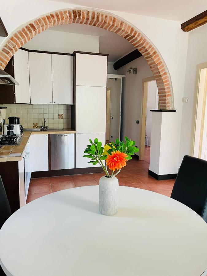 La Casa Di Giulia Apartment With Air Conditioning, Wifi And Private Parking Rapallo Extérieur photo